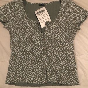 Bandy Melville Green Floral Zelly Ruffle Top NWT